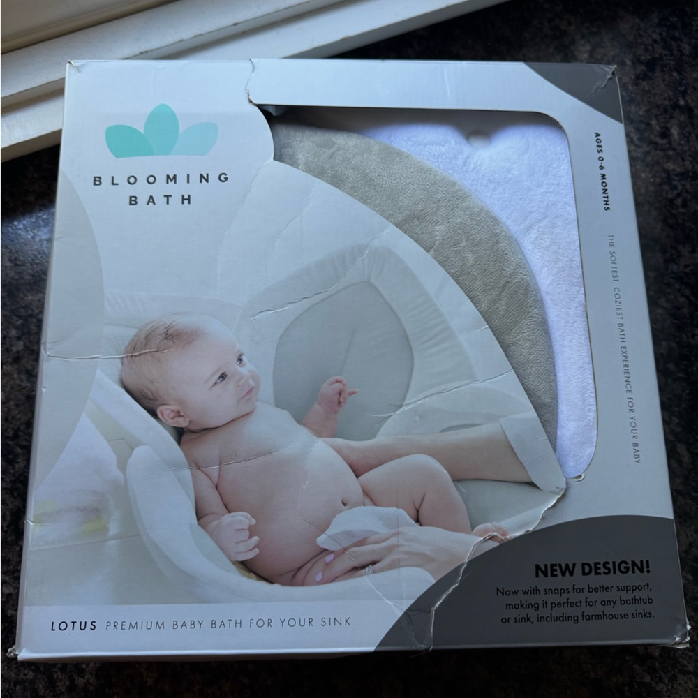 Blooming Bath Lotus Baby Bath Seat